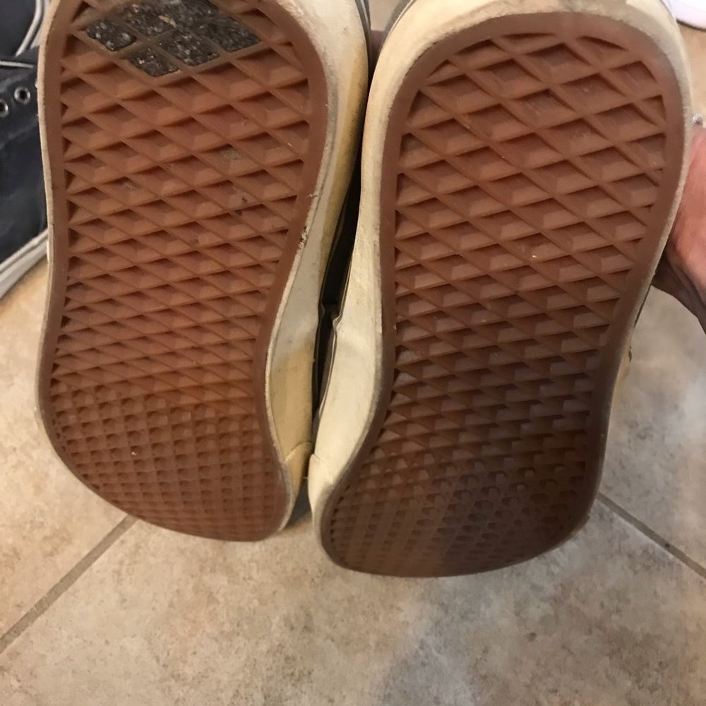 ❌❌NOT FOR SALE❌❌🚤VANS Gray Sneakers - Picture 6 of 8